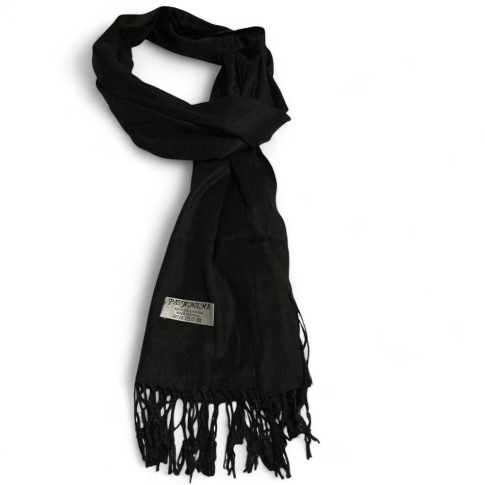 Pashmina Black scarf/shawl‎ with fringe #100%pashmina #oldmoney #quietluxury